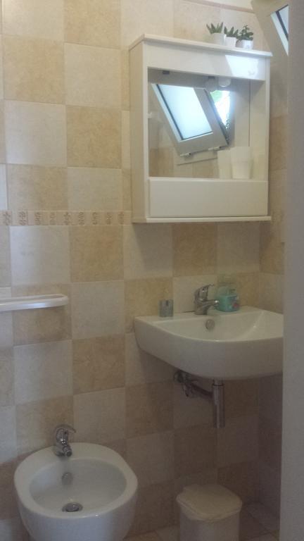 سانتا ماريا أل بانيو B&B Mareen الغرفة الصورة